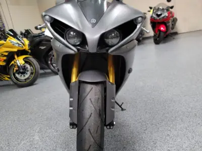 2014 Yamaha R1 Crossplane
