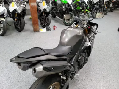 2014 Yamaha R1 Crossplane