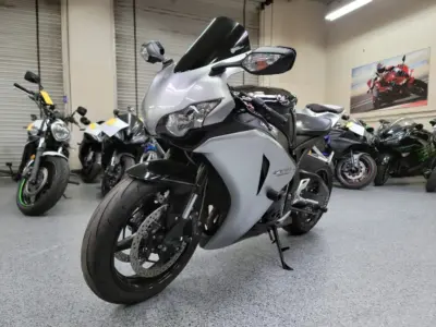 2008 HONDA CBR1000RR