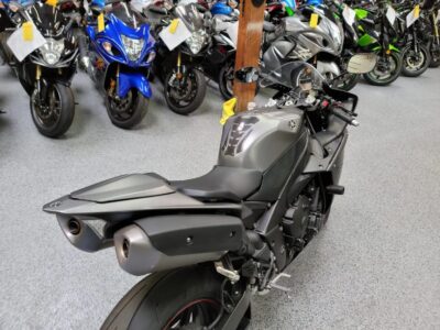 2013 Yamaha R1 Crossplane