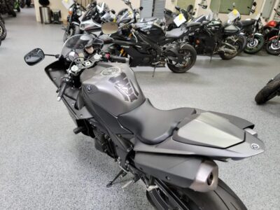 2013 Yamaha R1 Crossplane