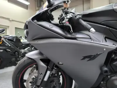 2013 Yamaha R1 Crossplane
