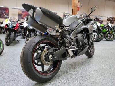 2013 Yamaha R1 Crossplane