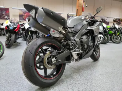 2013 Yamaha R1 Crossplane
