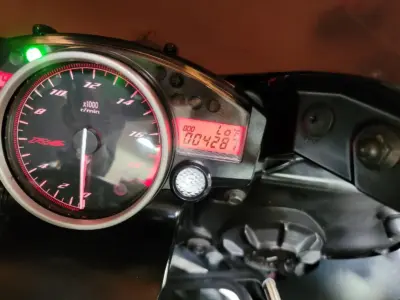 2015 Yamaha R6 RAVEN