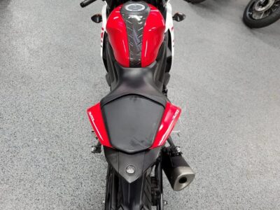 2015 Yamaha R3