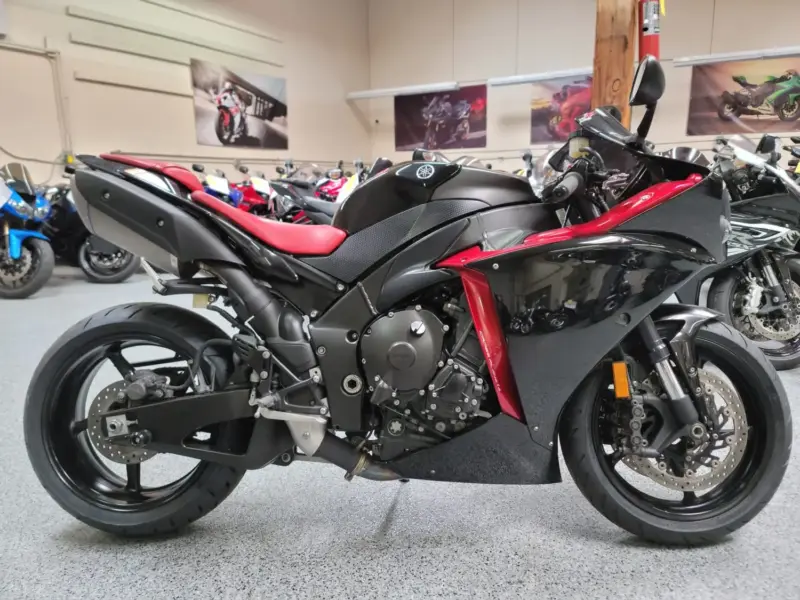 2012 Yamaha R1 Crossplane