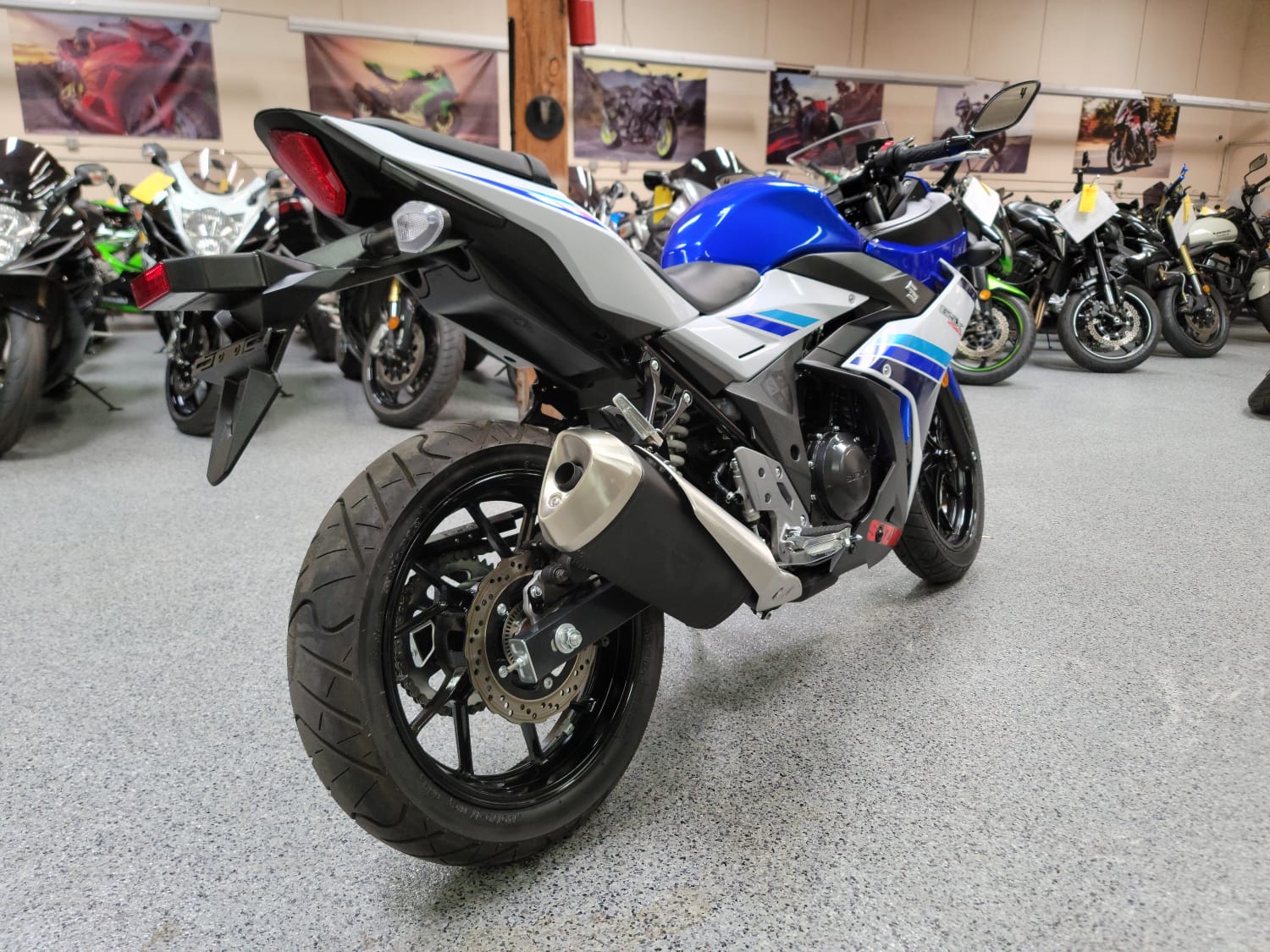 完売】-GSX250R(2017-2019) 用 ライト•ウェイトLEDウインカーKIT