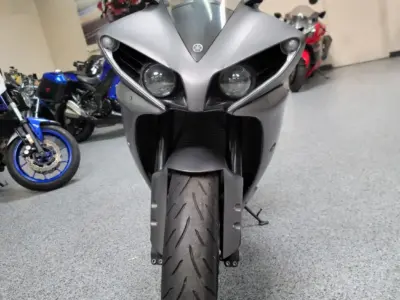 2013 Yamaha R1 Crossplane