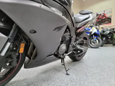 2013 Yamaha R1 Crossplane