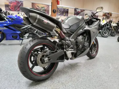 2013 Yamaha R1 Crossplane