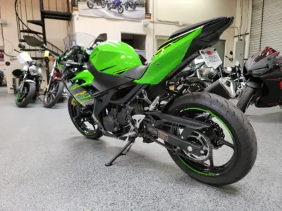 2018 Kawasaki Ninja 400 ABS KRT EDITION