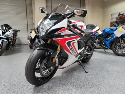 2012 Suzuki GSXR 750 YOSHIMURA LIMITED EDITION