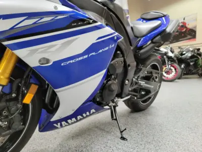 2014 Yamaha R1 Crossplane