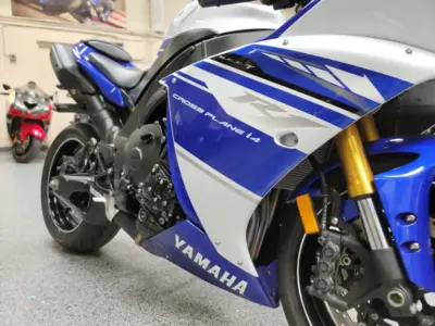 2014 Yamaha R1 Crossplane