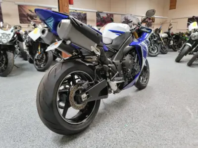 2014 Yamaha R1 Crossplane