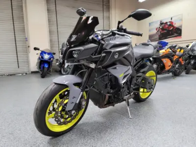 2017 Yamaha FZ-10 FZ10 MT10 MT-10