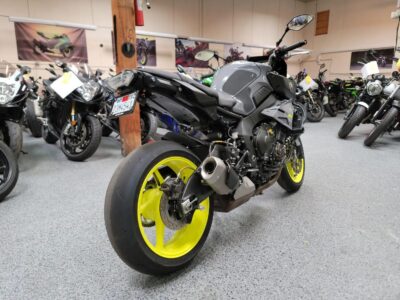 2017 Yamaha FZ-10 FZ10 MT10 MT-10
