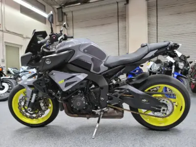 2017 Yamaha FZ-10 FZ10 MT10 MT-10