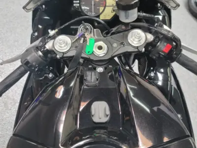 2011 Yamaha R1 Crossplane Raven