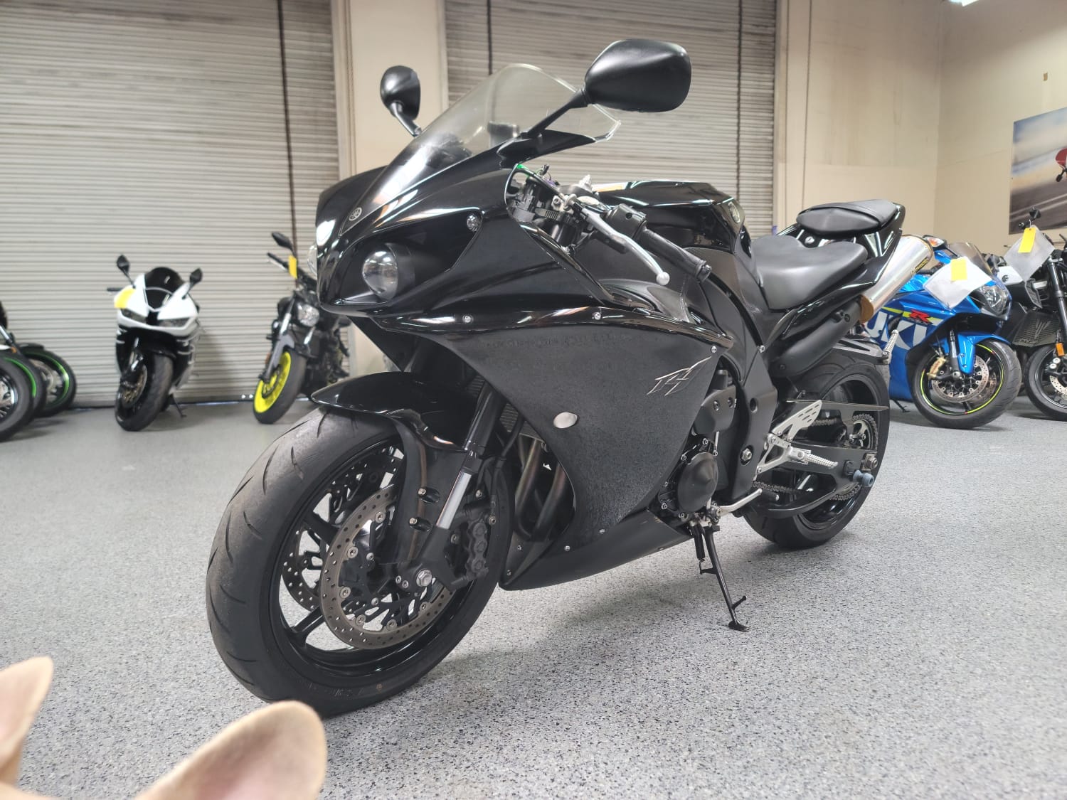 Buy 2011 Yamaha R1 Crossplane Raven - 14k Miles | AK Motors