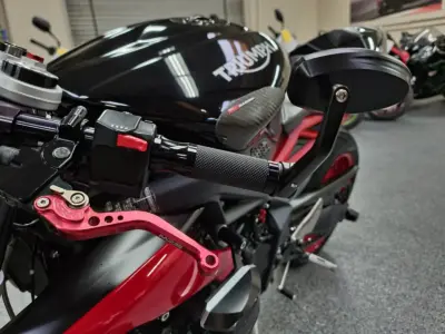 2016 Triumph Street Triple RX ABS