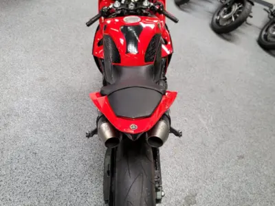 2013 Yamaha R1 Crossplane