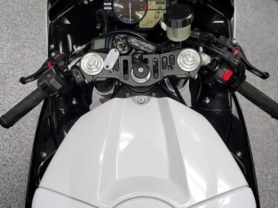 2012  Yamaha R1 Crossplane RAVEN EDITION