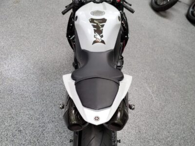 2012  Yamaha R1 Crossplane RAVEN EDITION