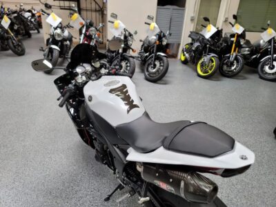 2012  Yamaha R1 Crossplane RAVEN EDITION