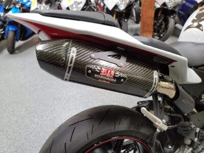 2012  Yamaha R1 Crossplane RAVEN EDITION