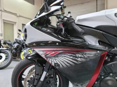 2012  Yamaha R1 Crossplane RAVEN EDITION
