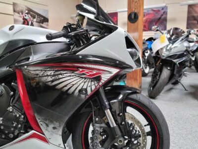 2012  Yamaha R1 Crossplane RAVEN EDITION