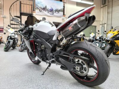 2012  Yamaha R1 Crossplane RAVEN EDITION
