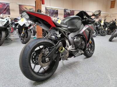 2016 HONDA CBR1000RR