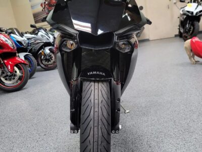 2015 Yamaha R1 RAVEN