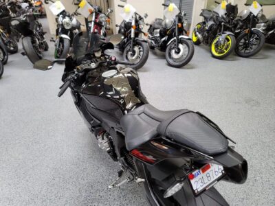 2015 Yamaha R1 RAVEN