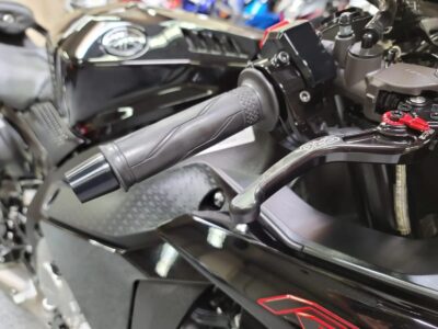 2015 Yamaha R1 RAVEN