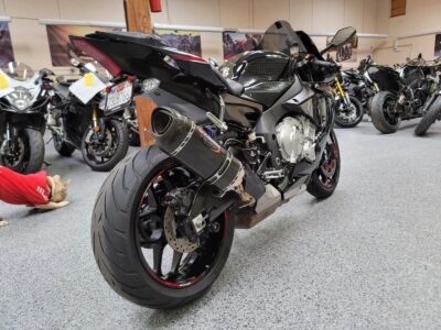 2015 Yamaha R1 RAVEN