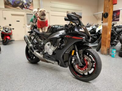 2015 Yamaha R1 RAVEN