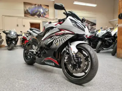 2010 Yamaha R6 RAVEN