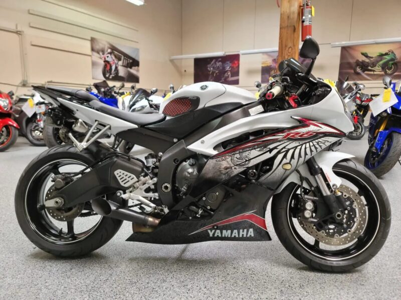2010 Yamaha R6 RAVEN