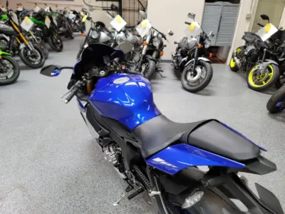 2015 Yamaha R1