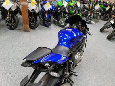 2015 Yamaha R1
