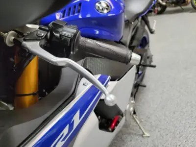 2015 Yamaha R1