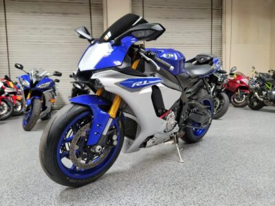2015 Yamaha R1