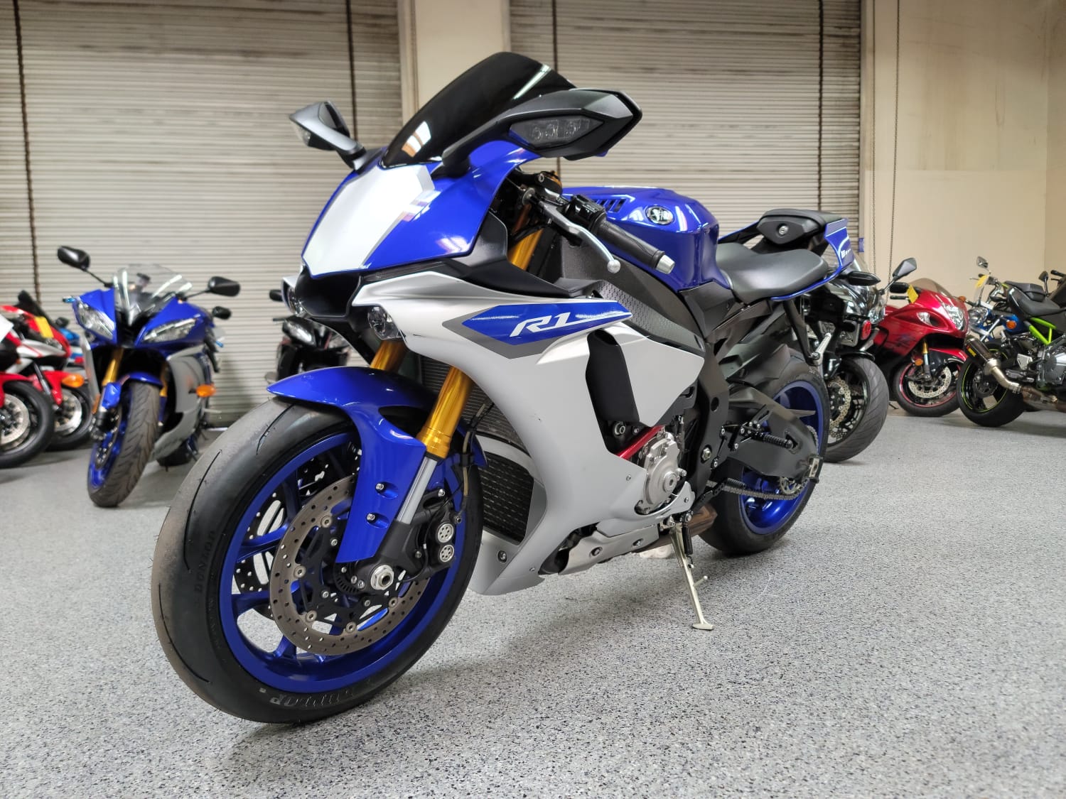 2015 Yamaha R1 - AK Motors