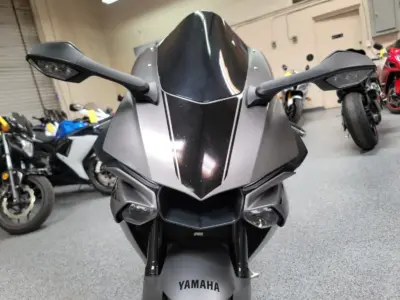 2016 Yamaha R1