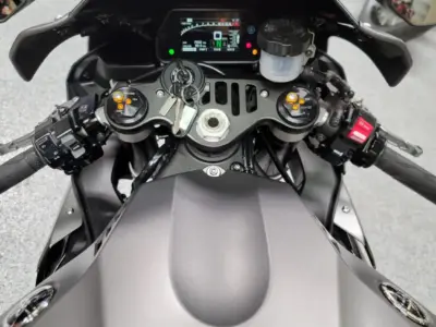 2016 Yamaha R1