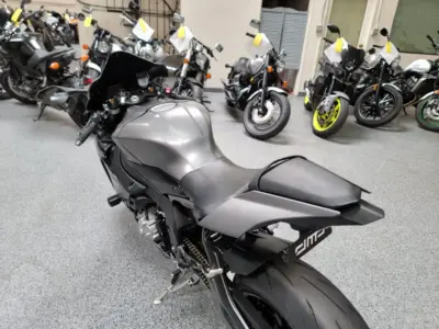 2016 Yamaha R1